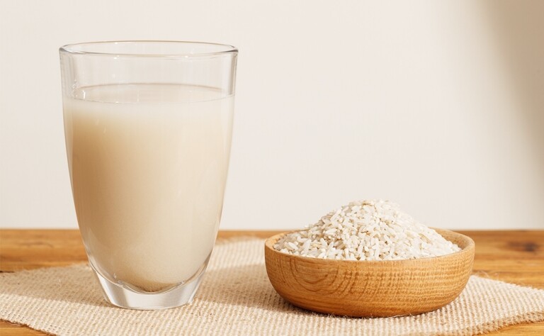 米水對身體有好處！營養學家教揀米水定米奶：邊款營養豐富、邊款功效更多？