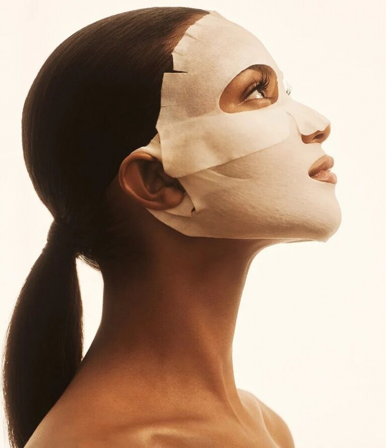 掛耳式面膜推薦：JLO BEAUTY That Limitless Glow $382/3片