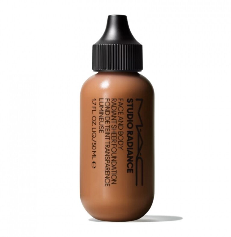防水粉底推薦:M.A.C Studio Radiance 臉部和身體光彩透亮粉底 $330/50ml 防水粉底推薦:M.A.C Studio Radiance 臉部和身體光彩透亮粉底 $330/50ml