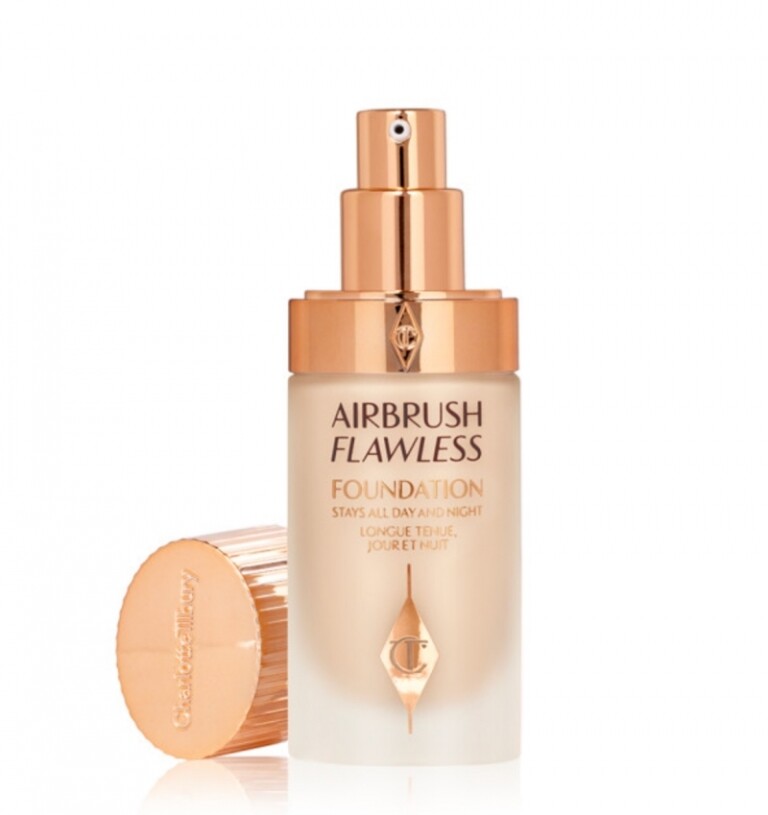 防水粉底推薦:Charlotte Tibury Airbrush Flawless 輕盈無瑕粉底液 $440/30ml 防水粉底推薦:Charlotte Tibury Airbrush Flawless 輕盈無瑕粉底液 $440/30ml