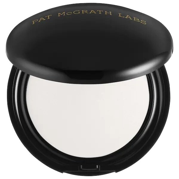 Pat McGrath Labs Sublime Perfection Blurring Under-Eye Setting Powder Pat McGrath Labs Sublime Perfection Blurring Under-Eye Setting Powder