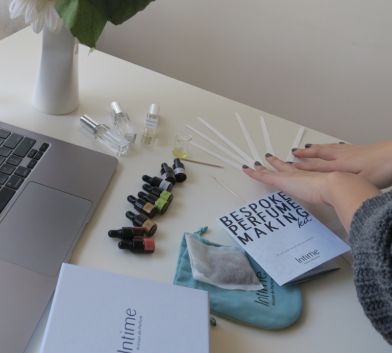 Bespoke Perfume Making Online Workshop (Trial Set)