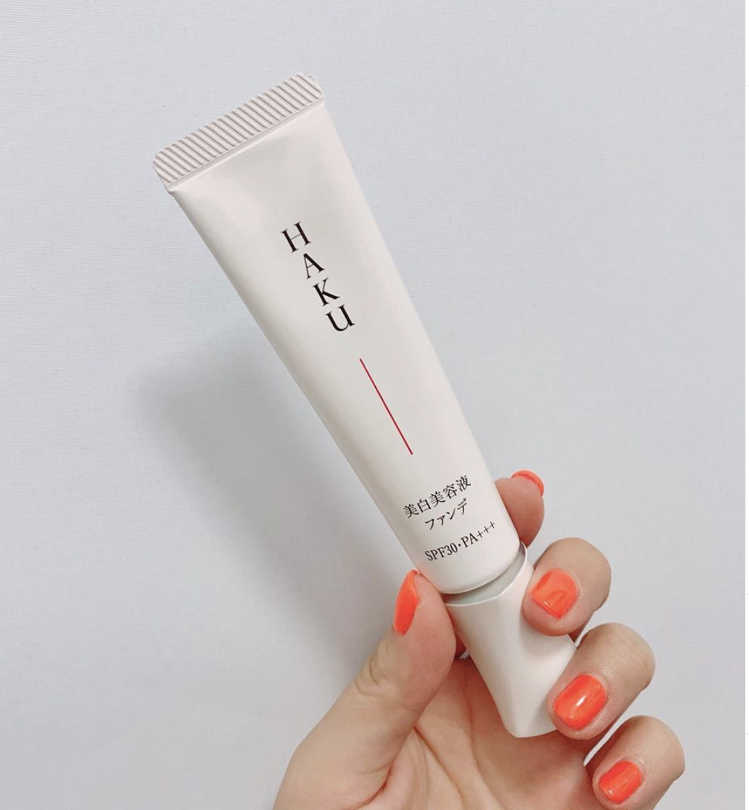 Shiseido Haku 潤色精華 SPF30 PA+++ (共4色) Shiseido Haku 潤色精華 SPF30 PA+++ (共4色)