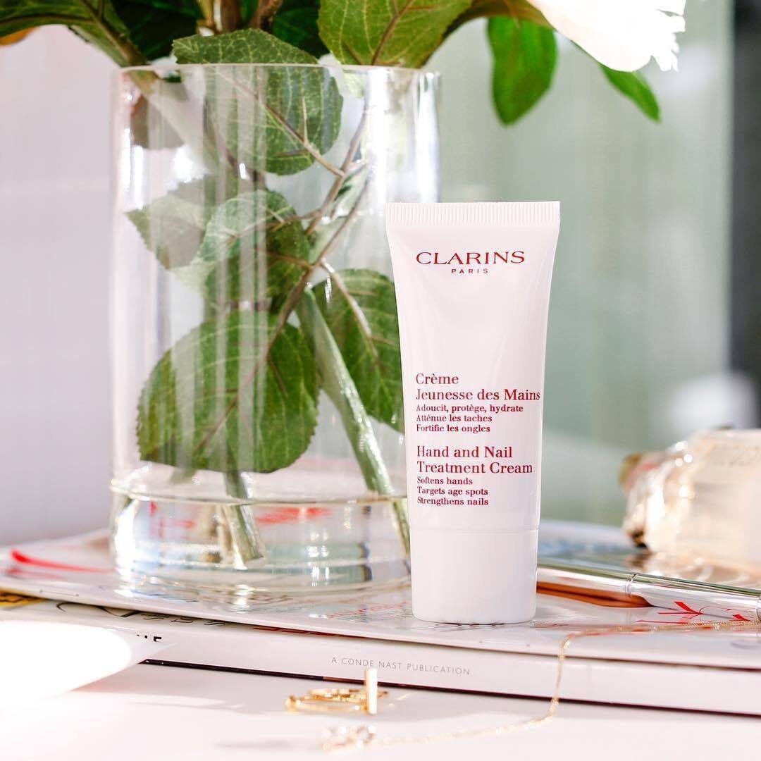 身為骨科專科醫生並行醫超過20年的Clarins董事總經理 Dr. Olivier Courtin Clarins表示