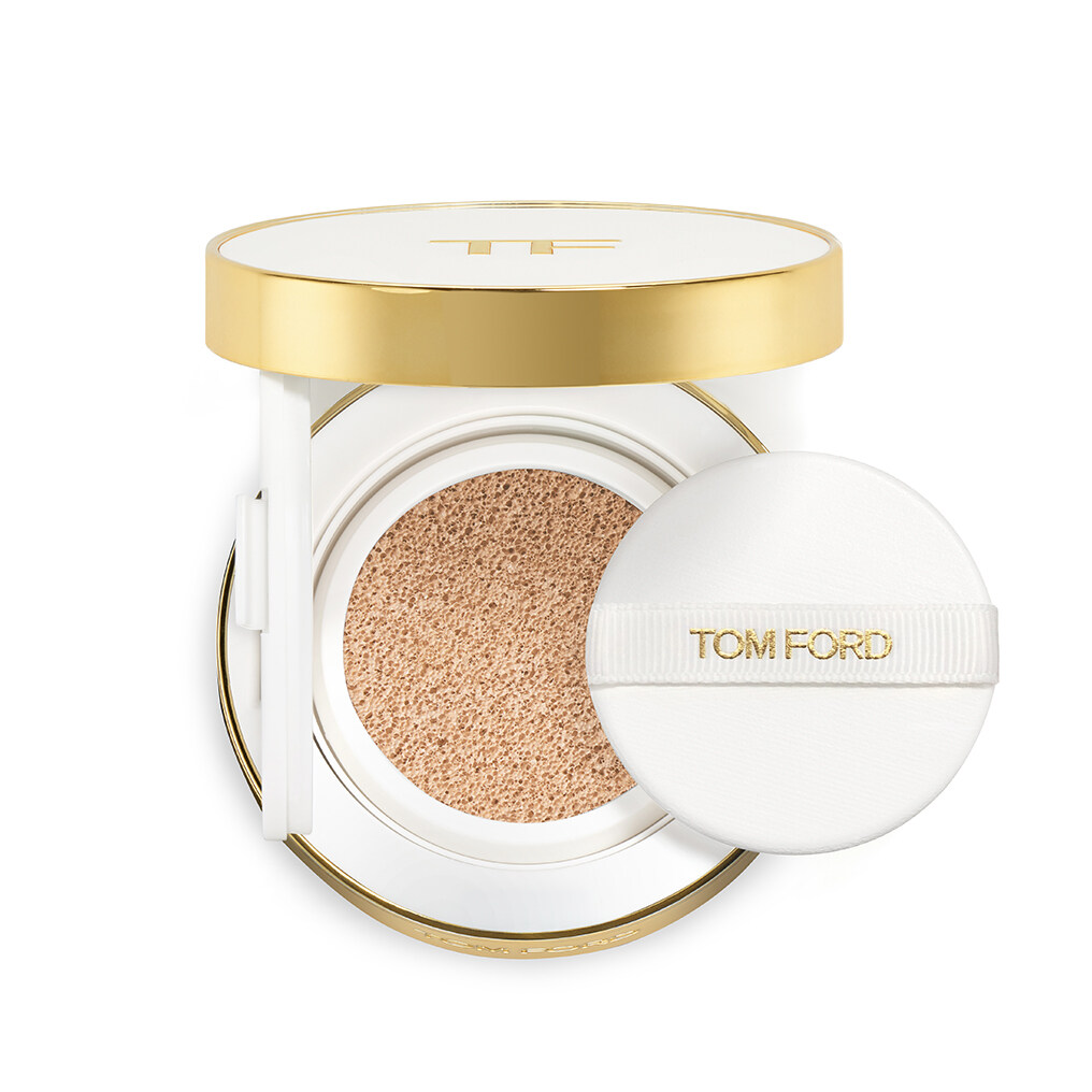 第三位：Tom Ford Beauty Soleil 柔光水瀅白氣墊粉餅 SPF 40/PA++++