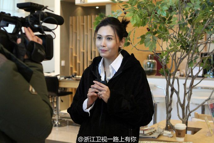 邱淑貞凍齡保養習慣1.嚴選護膚品