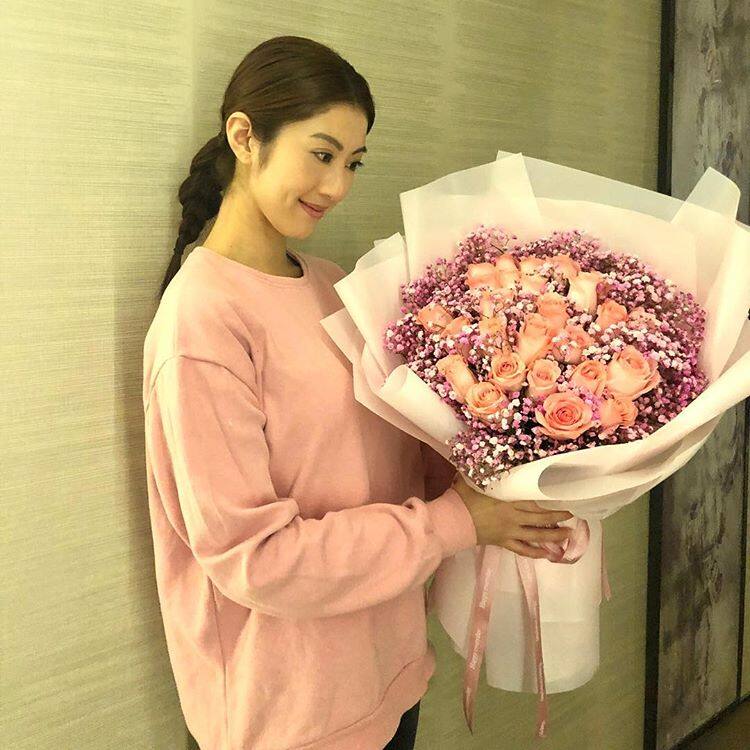謝芷倫試過另一辮子造型——三手辮 謝芷倫試過另一辮子造型——三手辮