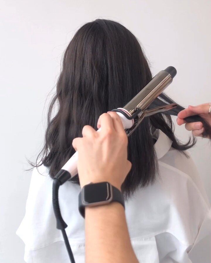 自己剪頭髮技巧10.捲髮造型可減少新髮型的突兀感 自己剪頭髮技巧10.捲髮造型可減少新髮型的突兀感