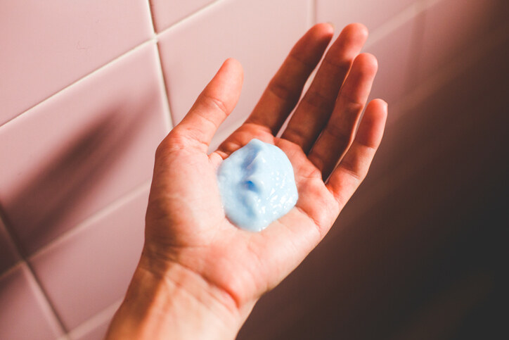 2. 洗頭後一定要用護髮素 2. 洗頭後一定要用護髮素