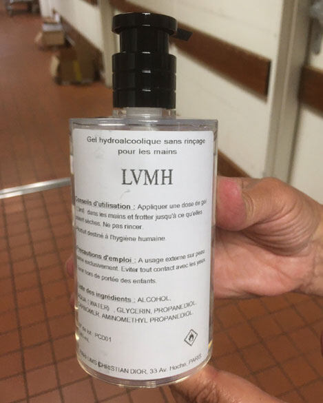 這LVMH酒精搓手液雖然包裝簡單