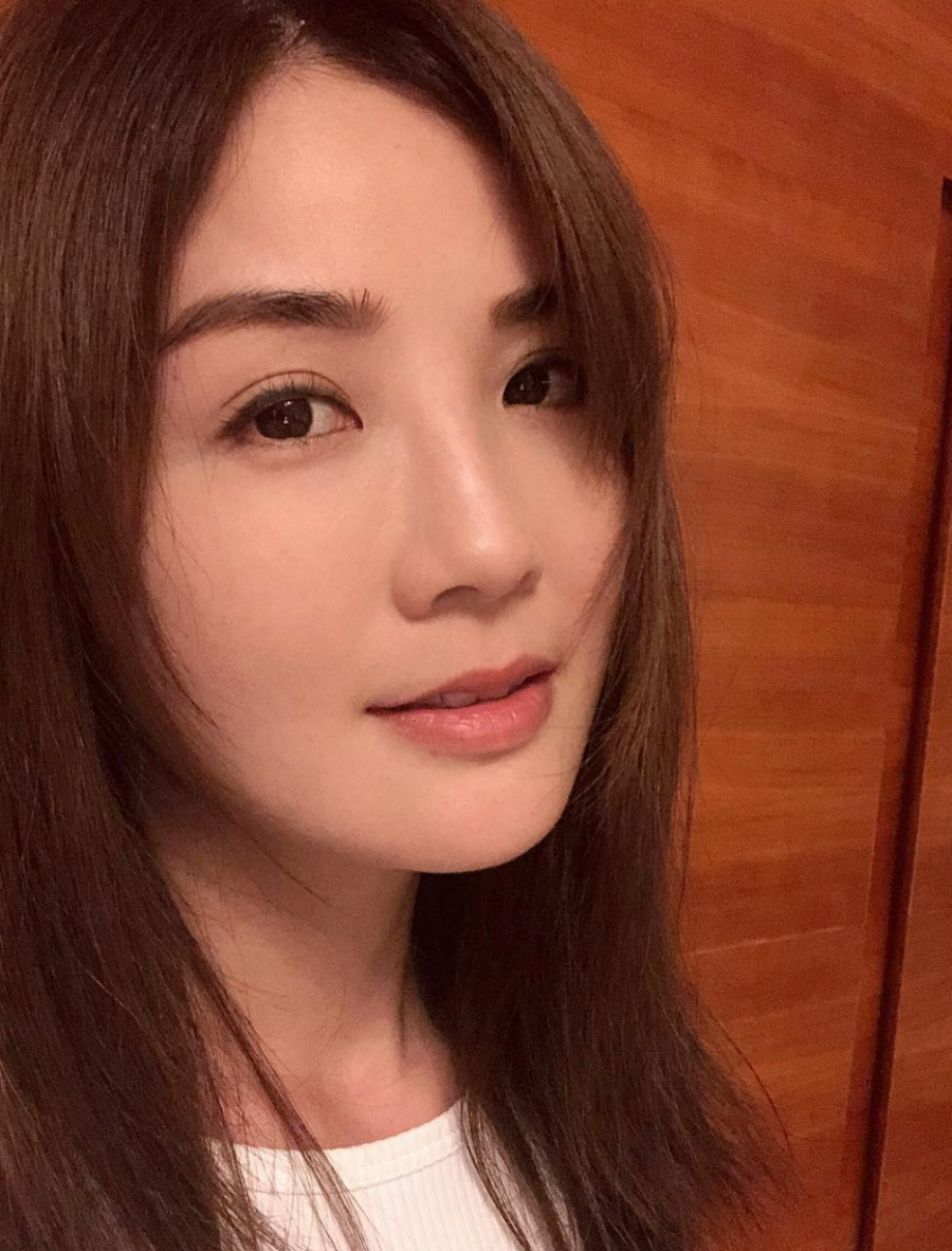 蔡卓妍,離婚女星,離婚,護膚,女星護膚貼士,女星護膚秘訣,蔡卓妍護膚 蔡卓妍,離婚女星,離婚,護膚,女星護膚貼士,女星護膚秘訣,蔡卓妍護膚
