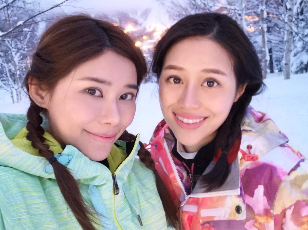 唐貝欣和家人到外地滑雪 唐貝欣和家人到外地滑雪