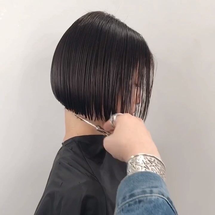 自己剪頭髮技巧2:濕髮剪頭髮 自己剪頭髮技巧2:濕髮剪頭髮