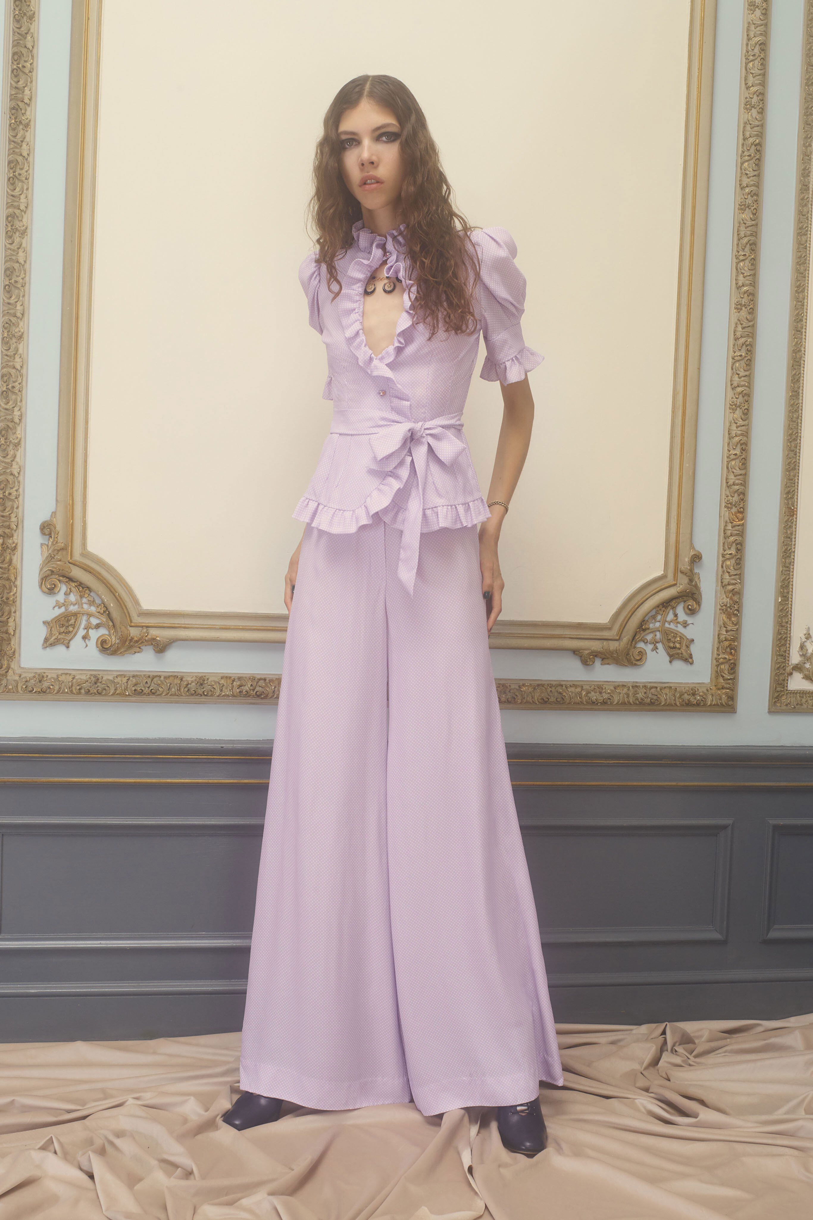 姊妹裙選哪種顏色才好？Pantone 2019力薦的甜美紫丁香色仙氣滿滿