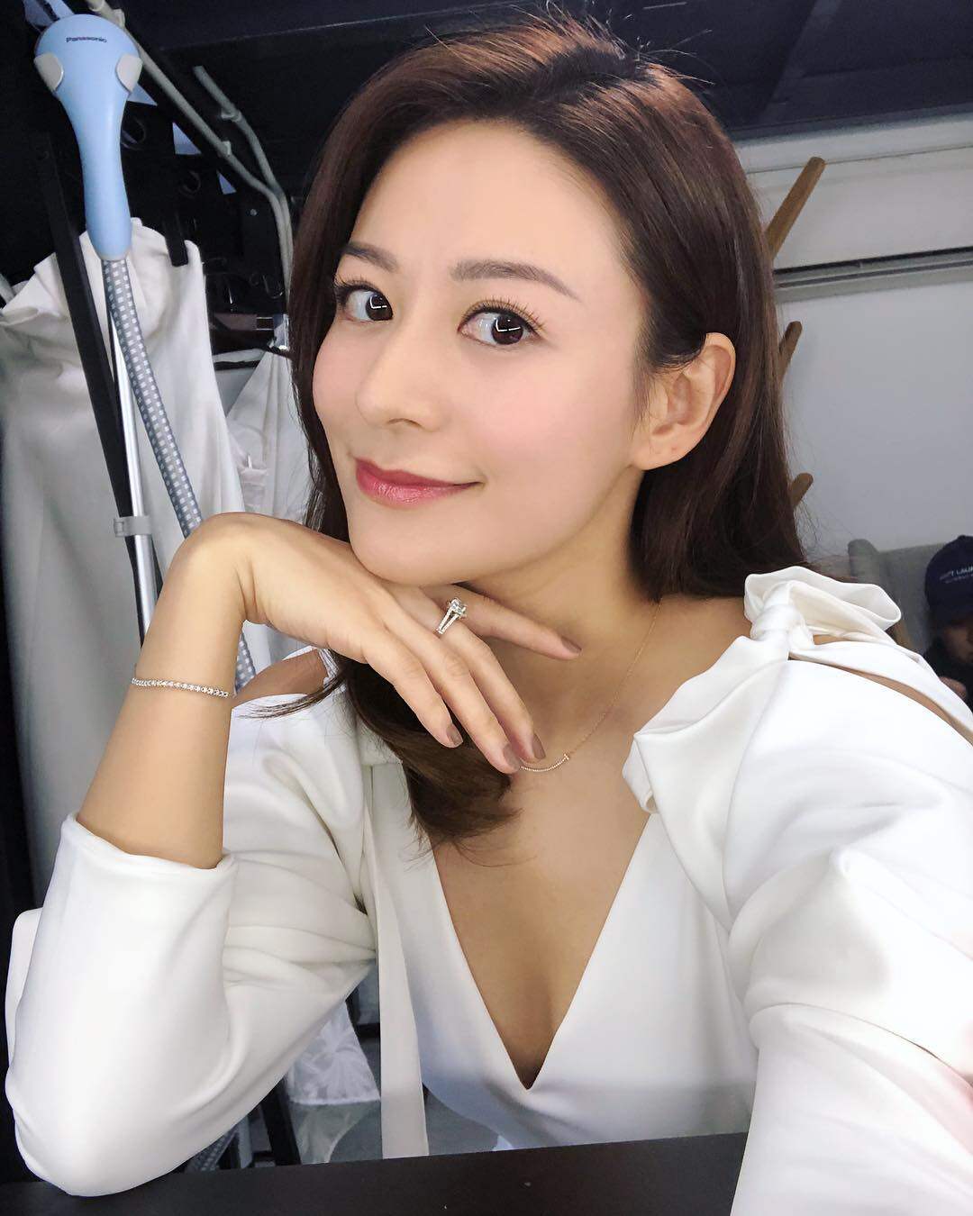 江若琳扮靚之道 5. 最在意大鼻子,一定要化妝去嬌正 江若琳扮靚之道 5. 最在意大鼻子,一定要化妝去嬌正