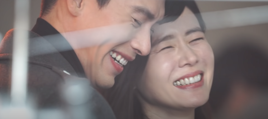 娛圈模範情侶〡玄彬、孫藝珍合體拍廣告甜叫「I do！」 幕後花絮甜到漏