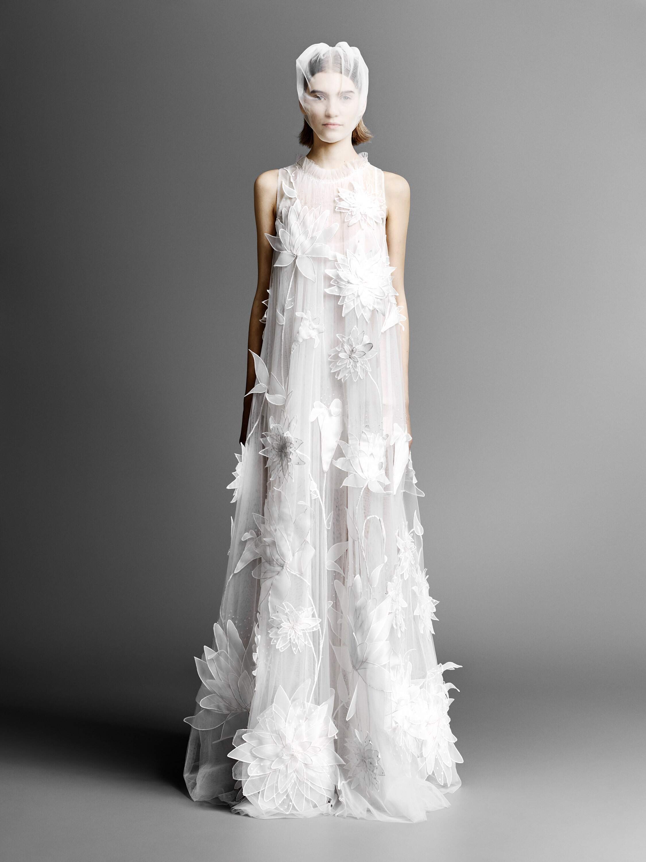 Viktor & Rolf 顛覆傳統婚紗概念 藝術級高訂婚紗