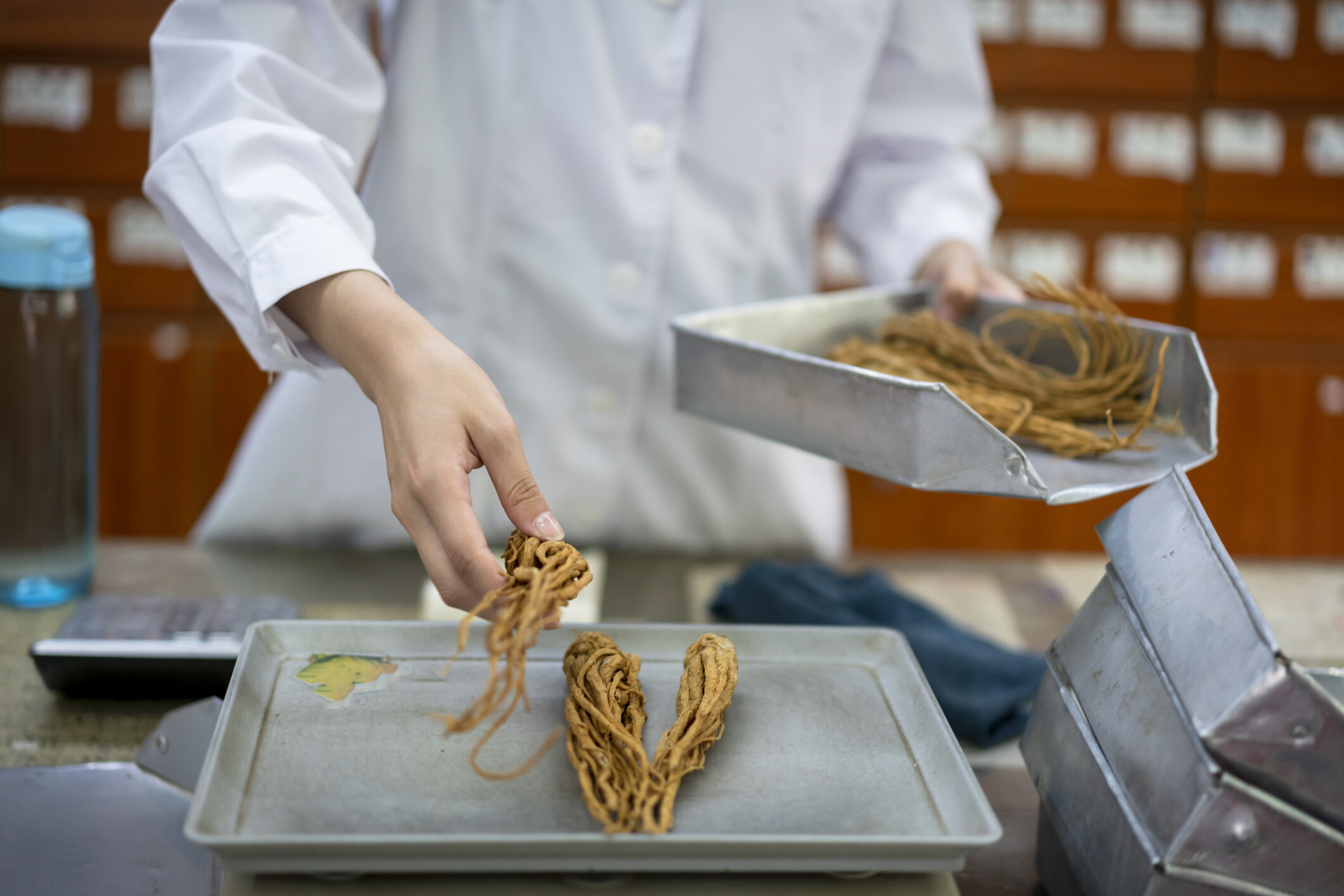 6大壯陽補腎方法〡中醫師：按摩生殖器能疏通經絡、行氣活血、激發陽氣