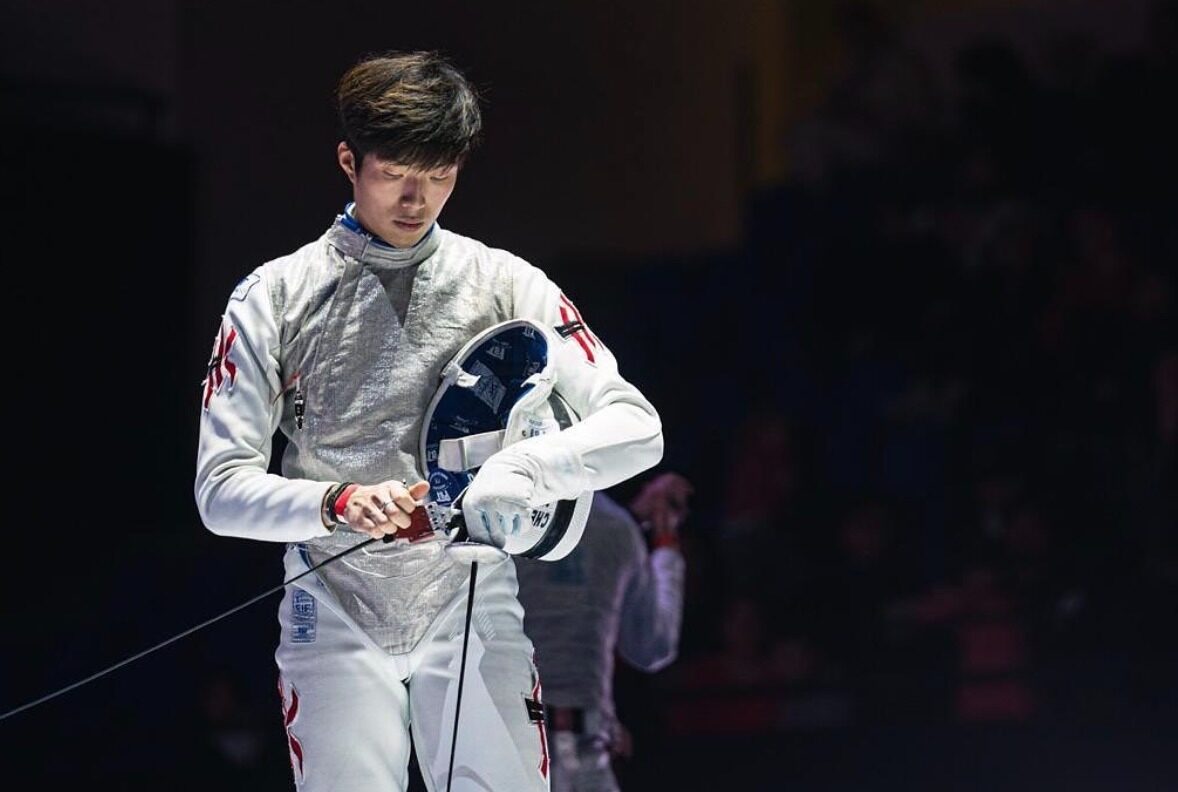 東京奧運｜中四退學當全職劍擊運動員 24歲張家朗勇奪花劍個人賽金牌
