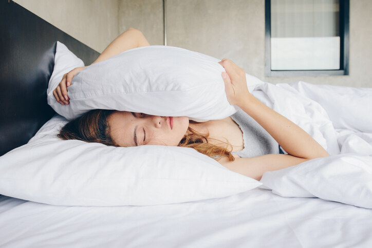 瞓捩頸落枕枕頭建議3：淘汰過高、過硬枕頭