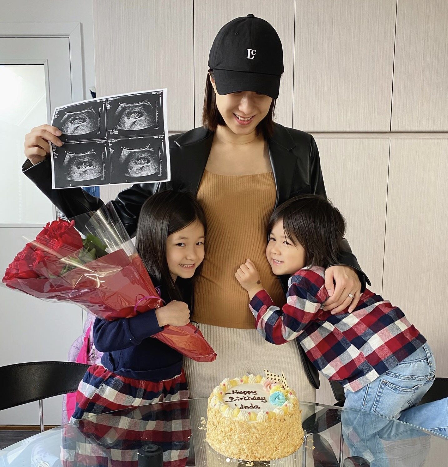 鍾嘉欣38歲生日宣布再度懷孕