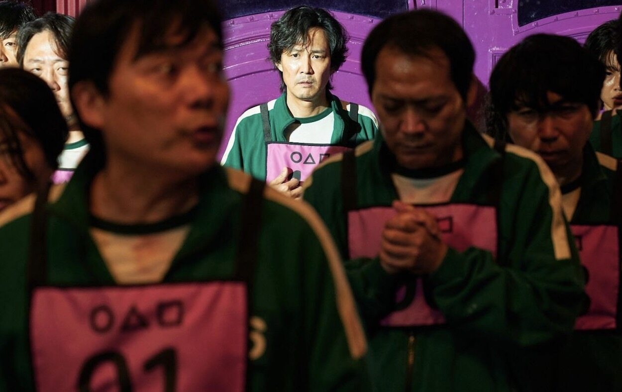 盤點《魷魚遊戲》8大黑暗人性金句｜社會底層的生存遊戲：獲得財富後真的迎來自由嗎？
