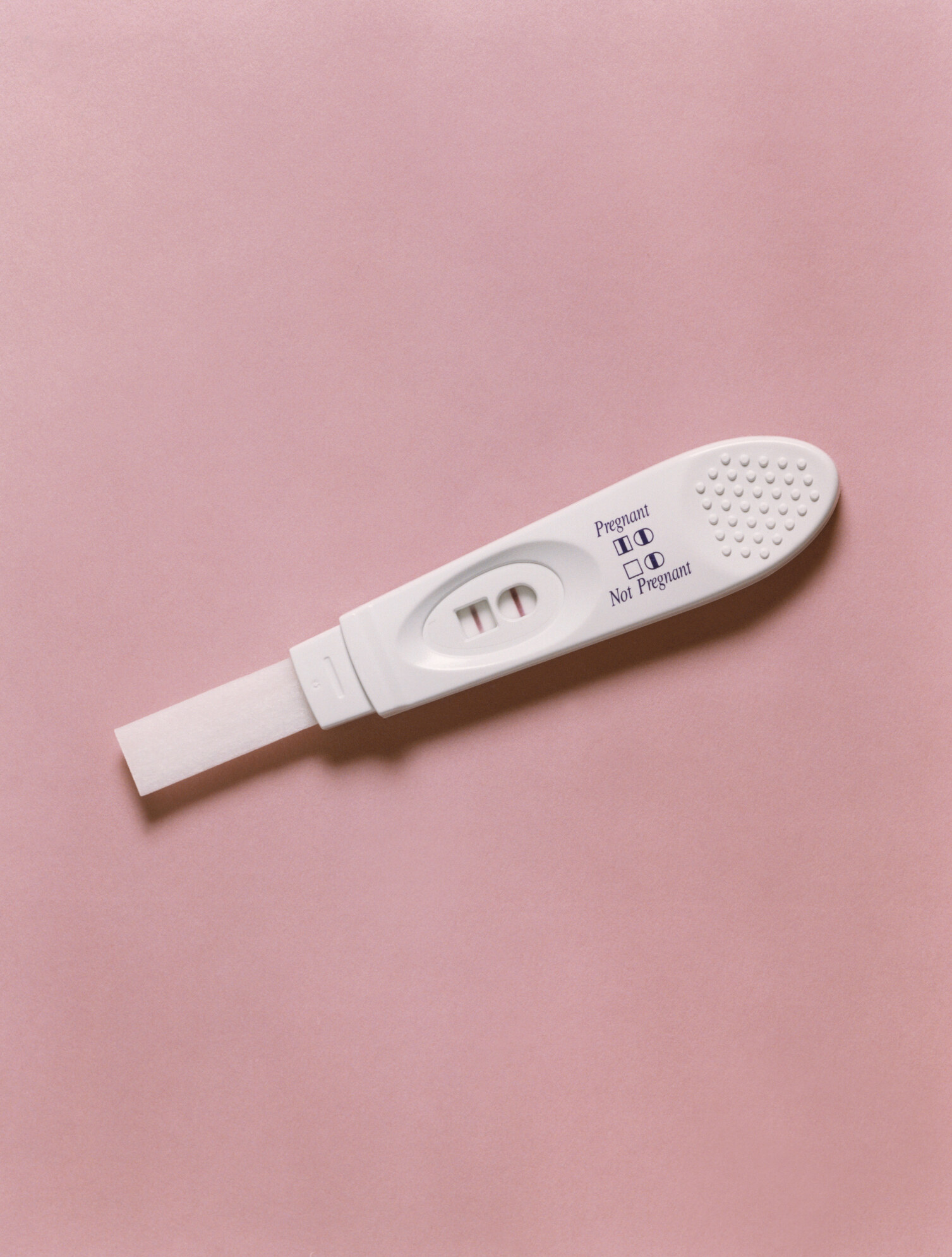 驗孕棒陽性≠百分百懷孕｜婦科醫生講解坊間驗孕方法：尿液VS血液測試分
