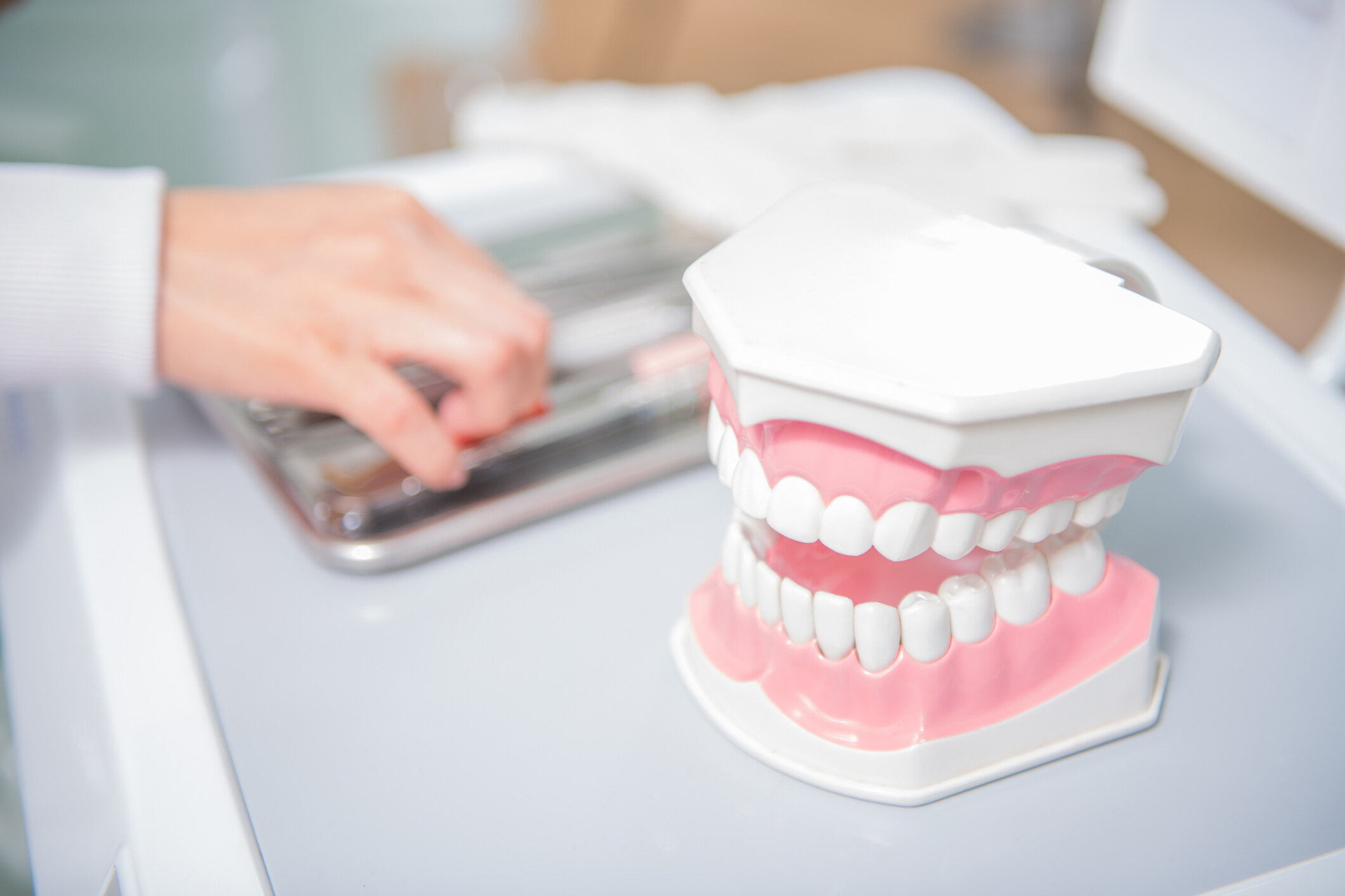 敏感牙齒｜牙醫教3招改善牙肉酸軟＋3大成因/症狀/治療方法