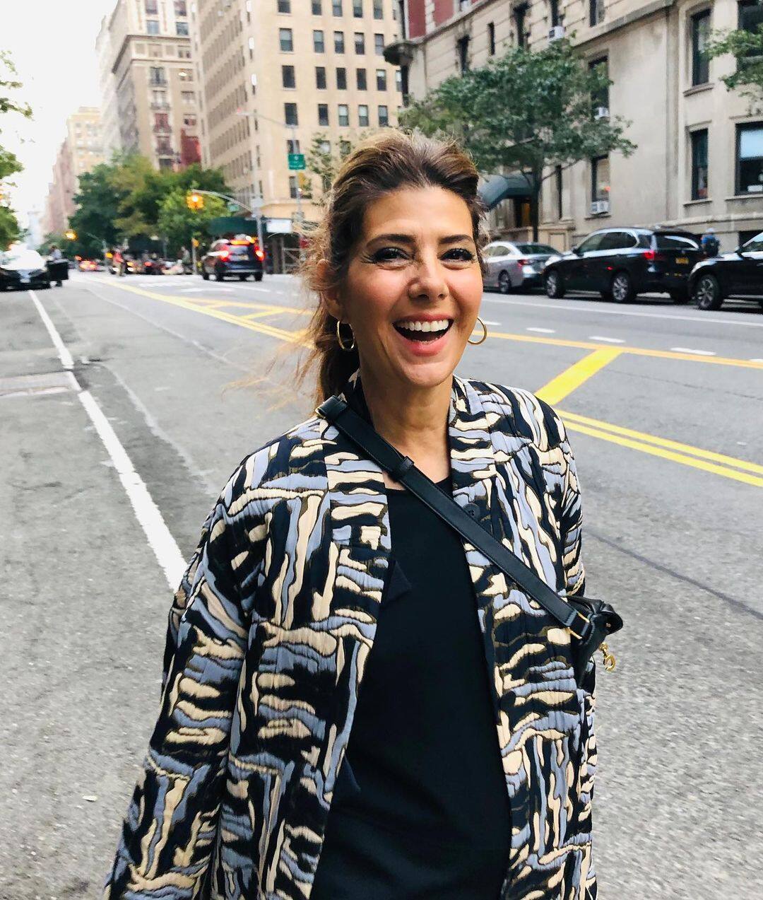 《蜘蛛俠：不戰無歸》梅姨Marisa Tomei｜57歲凍齡秘訣：椰子油護膚、空腹喝檸檸水必學