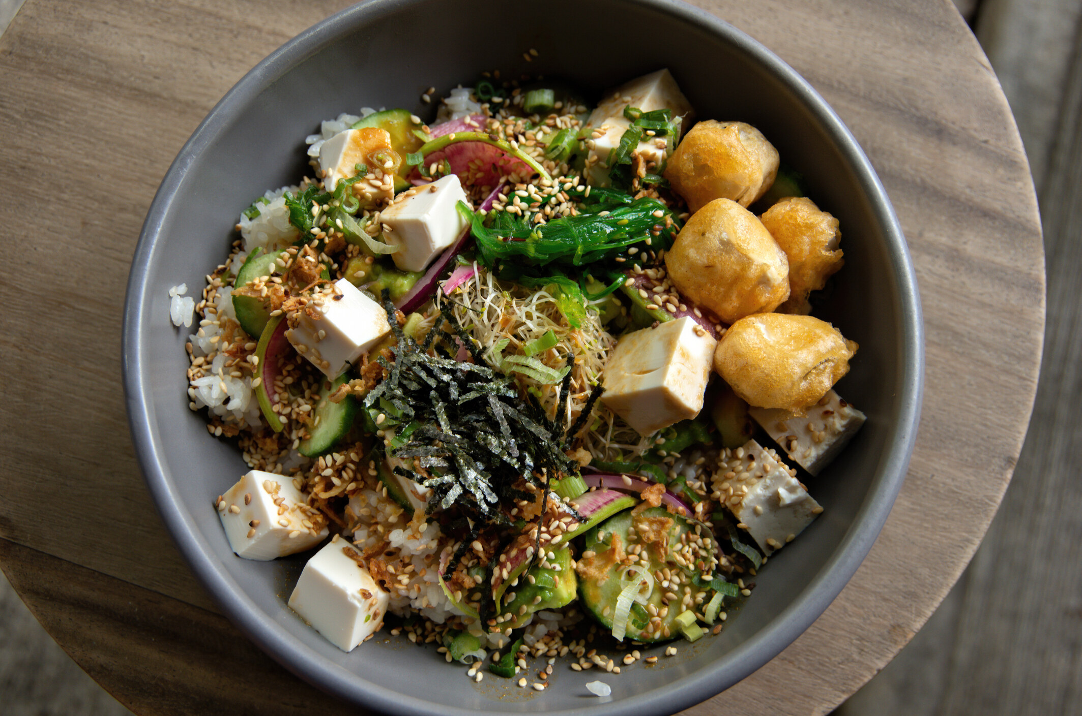 Poke Bowl蓋飯食材｜今夏最強人氣美食！10款常用食材推介 低卡低油吃出平坦