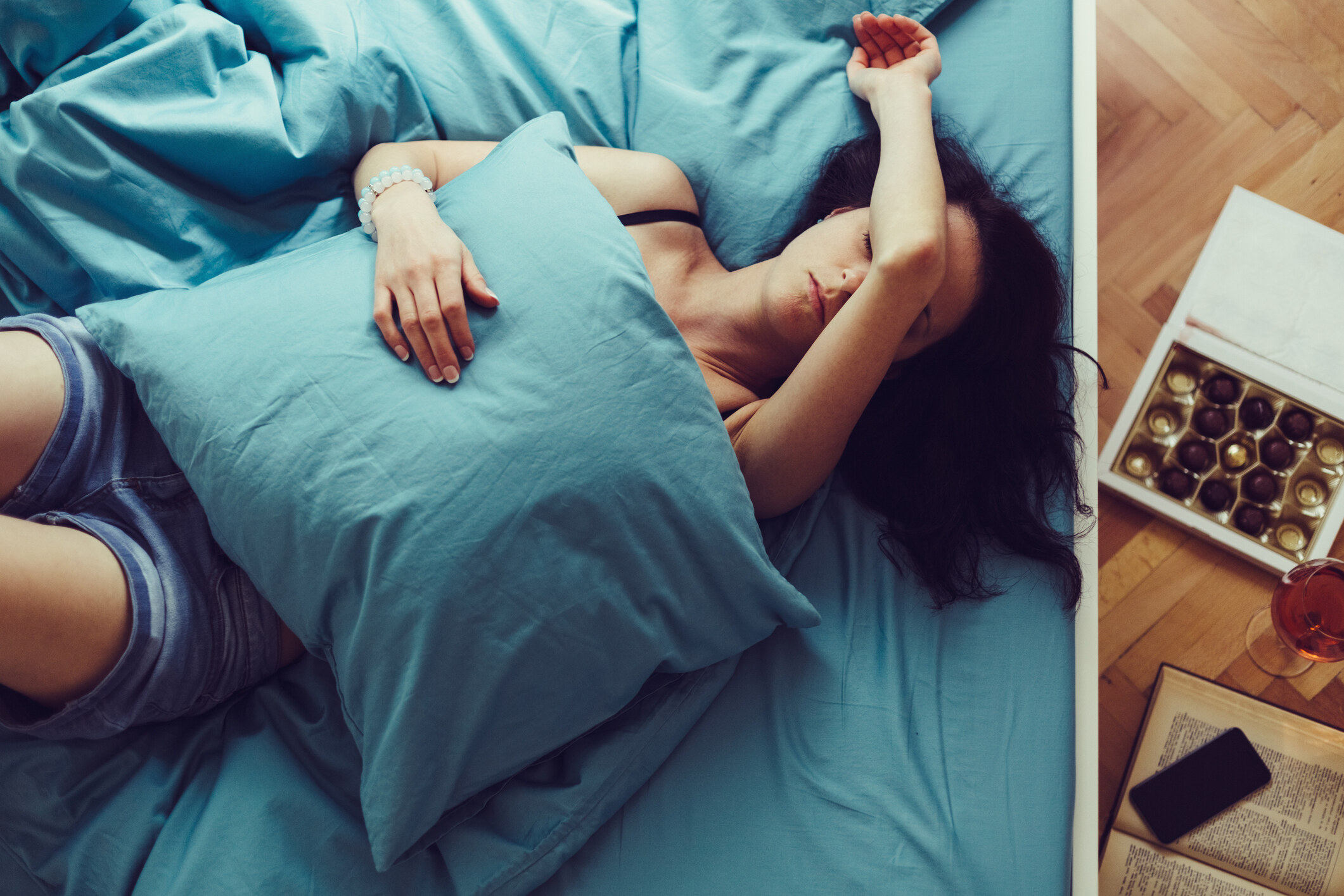 女生必讀5大M痛原因｜超級痛全因壓力過大+飲食不節制！紓緩M痛可從