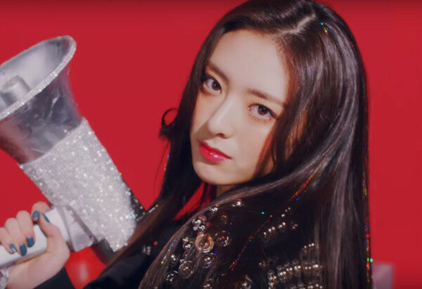 JYP出品必屬佳品?! 盤點女團忙內，顏值才藝兼備有邊個？