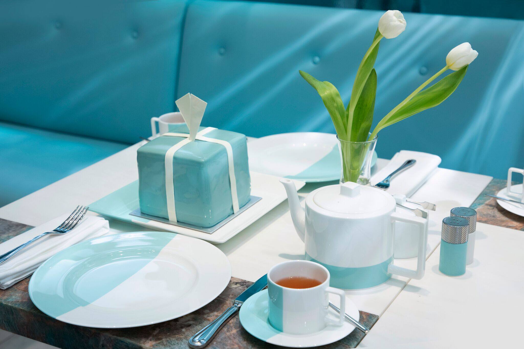 整間餐廳都是湖水綠！全亞洲首間Tiffany&Co.「Blue Box Café」登陸尖沙咀！