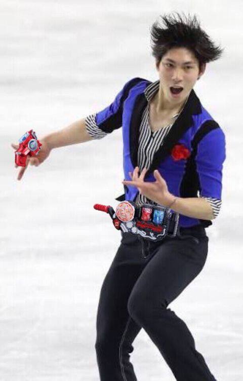 celebrity-entertainment-YuzuruHanyu-ice-skating-photoshop-meme-funny-winter-olympics
