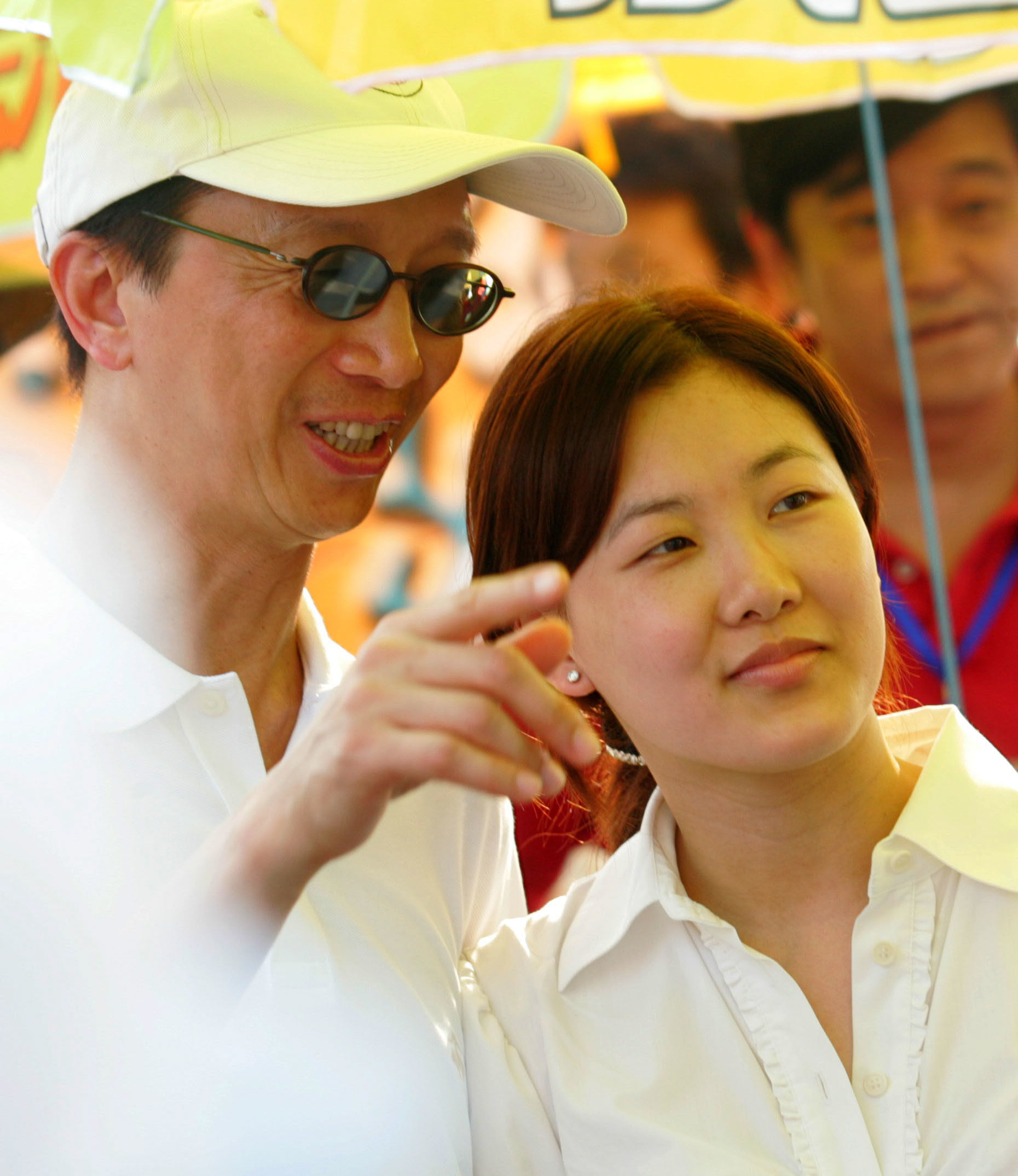 有傳媒致電梁錦松求證，對於婚變的傳言，