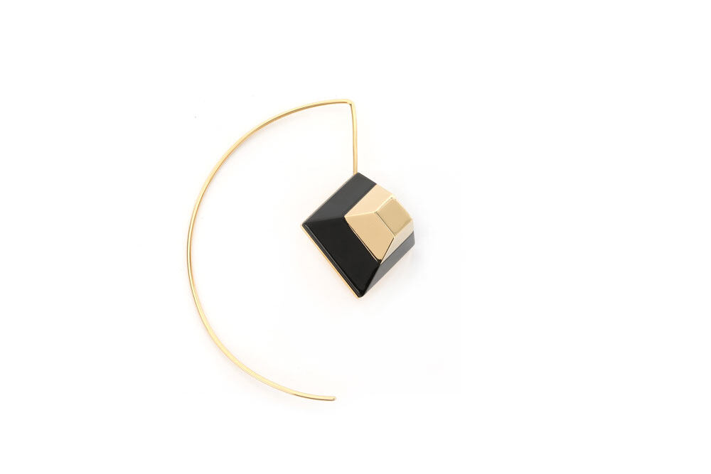 Fendi ear cuffs 耳環