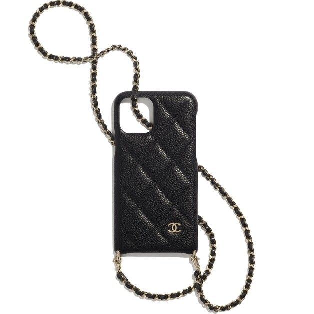 手機和耳機都要時髦！15款Chanel、Prada名牌iPhone Cases及AirPods保護套精選