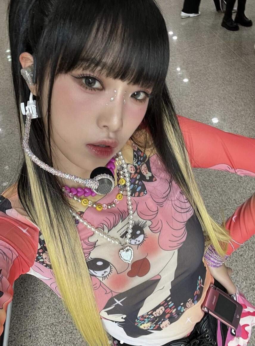 夏日必備的減齡單品多彩繽紛的Y2K復古風串珠頸鏈、手鏈是韓妹最