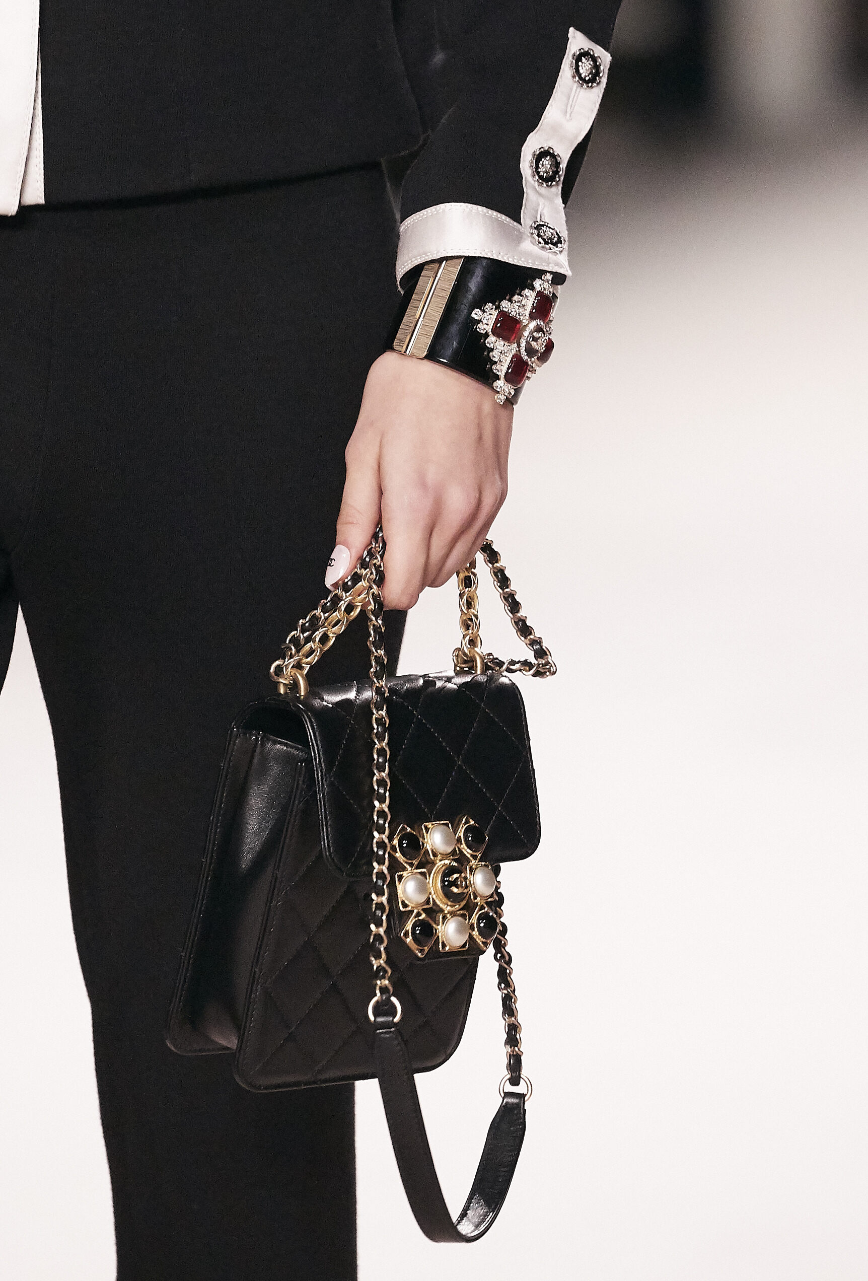 Chanel迷你皮革手袋禮盒一次過收藏4個經典小手袋！2020工坊系列新手袋推
