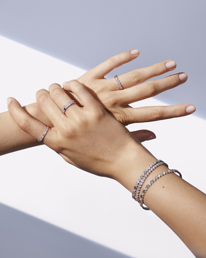 Ian@Mirror、Amy Lo、沈月現身Chaumet「光藝大師」期間限定展|欣賞Bee My Love珠寶及Josephine冠冕 Ian@Mirror、Amy Lo、沈月現身Chaumet「光藝大師」期間限定展|欣賞Bee My Love珠寶及Josephine冠冕