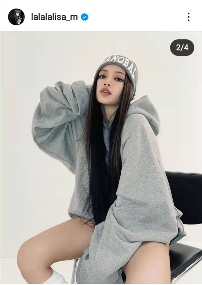 將衛衣穿出型格感!參考Lisa@Blackpink、倪晨曦等女星衛衣配搭技巧|附10+款衛衣網 將衛衣穿出型格感!參考Lisa@Blackpink、倪晨曦等女星衛衣配搭技巧|附10+款衛衣網