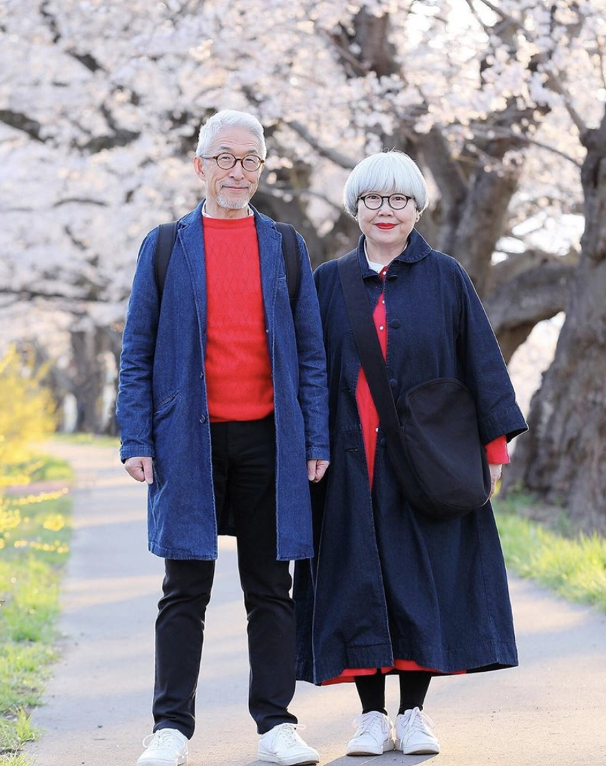 低調放閃CP穿搭術：日本網紅銀髮夫婦BonPon堅持每天穿上情侶裝！