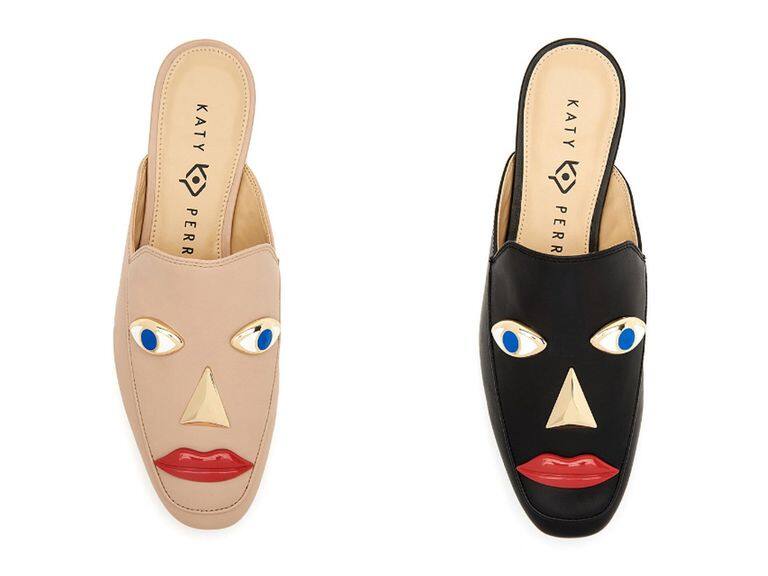 這雙loafers有兩個色調：膚色與黑色，而高跟版則是金色與黑色。所有設計均畫