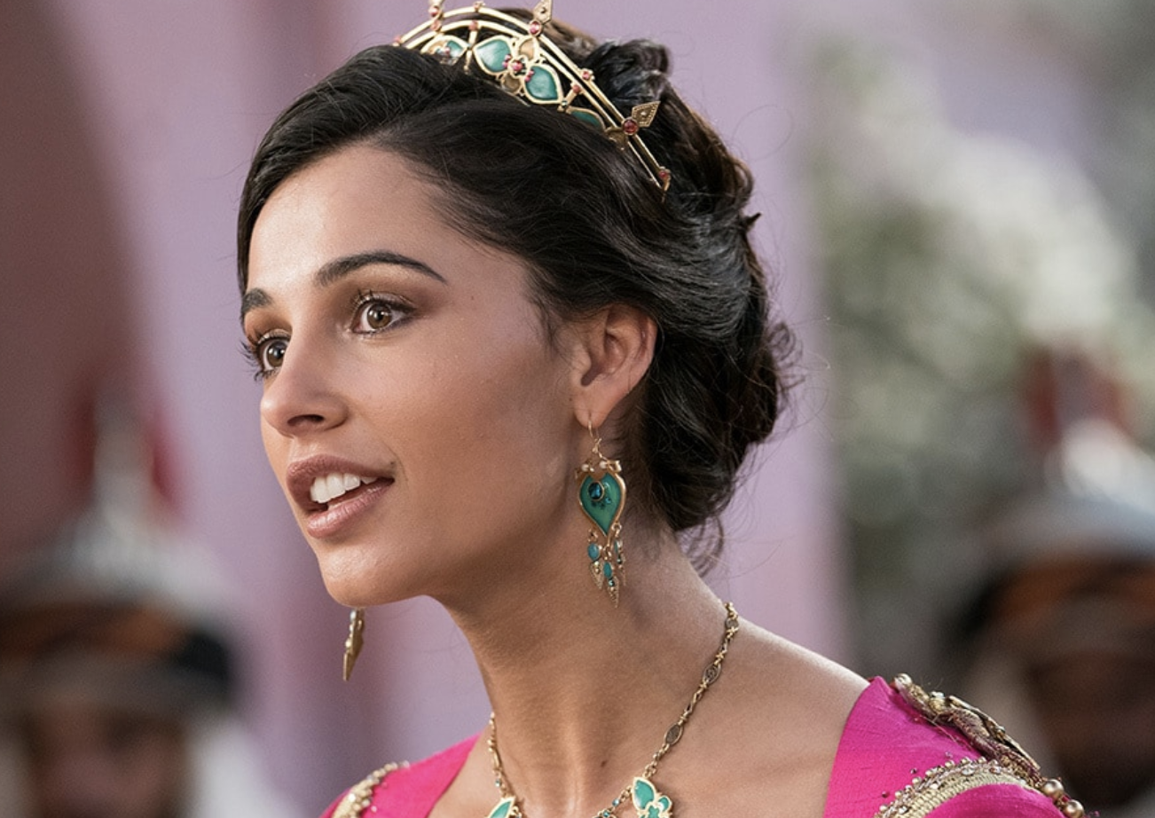 擊敗二千人得到《阿拉丁》茉莉公主一角!Naomi Scott形象百變穿衣品味值得參考 擊敗二千人得到《阿拉丁》茉莉公主一角!Naomi Scott形象百變穿衣品味值得參考