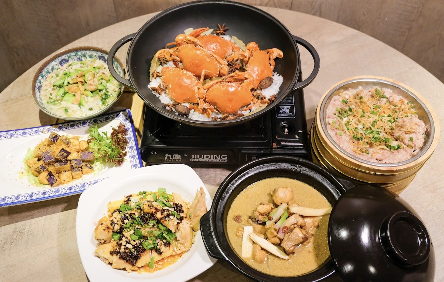 銅鑼灣美食〡10+必試餐廳推介：Fusion鐵板燒、地道火鍋、奢華魚子醬下午茶