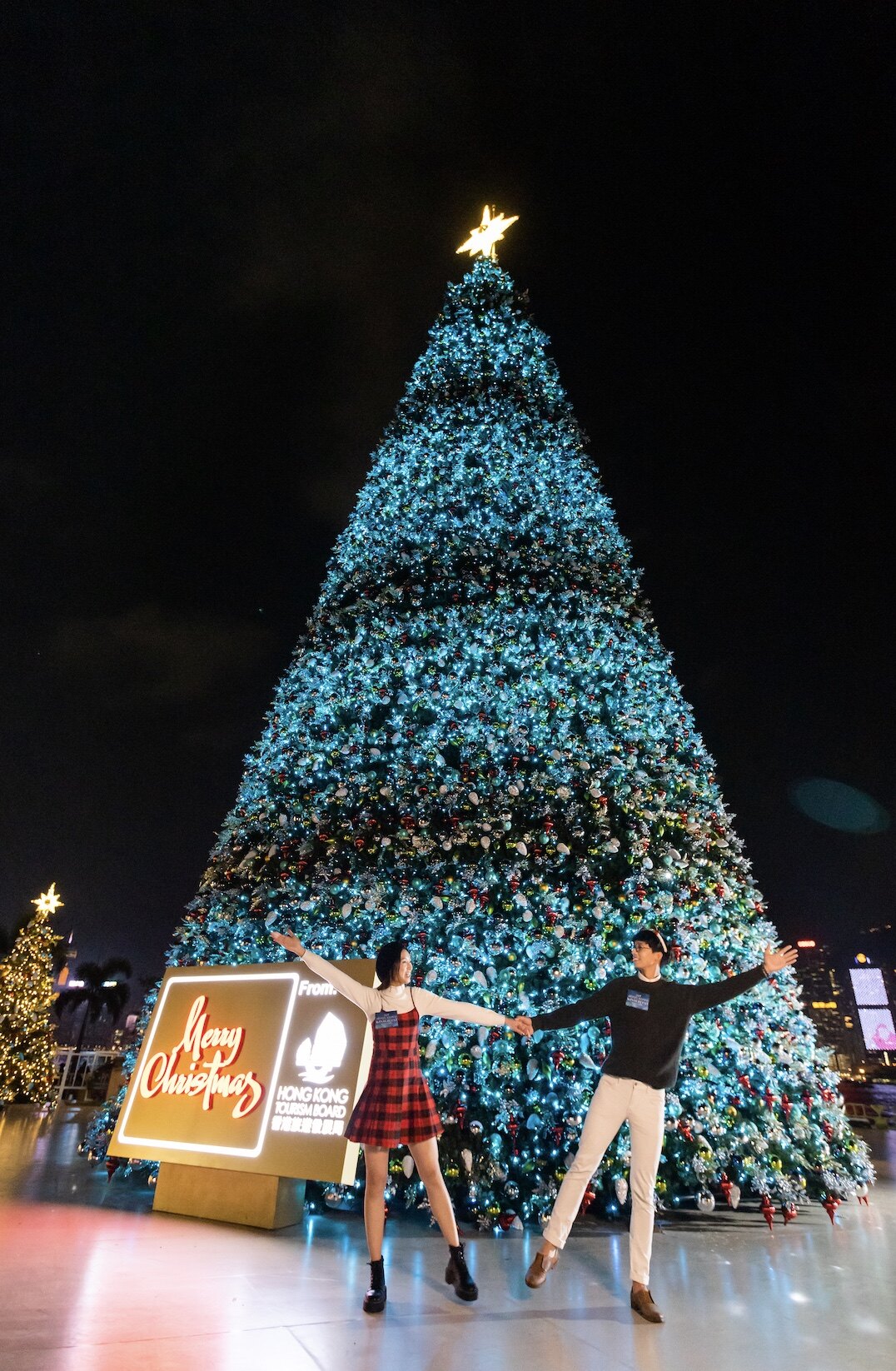 聖誕好去處2021｜10+閨密情侶必去打卡聖地：巨型聖誕樹、牛仔聖誕市集、光之