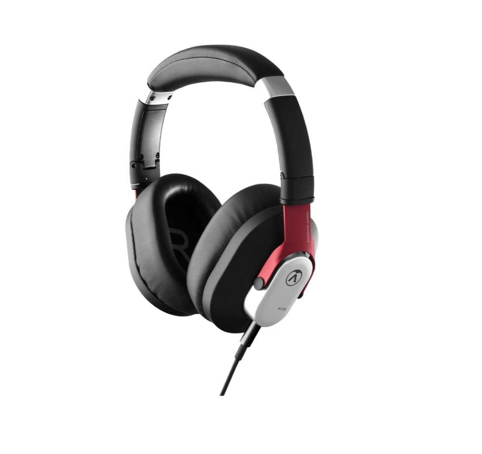 ▲Austrian Audio Hi-X15 Professional Over-Ear Headphones 原價$899；優惠價減至$749