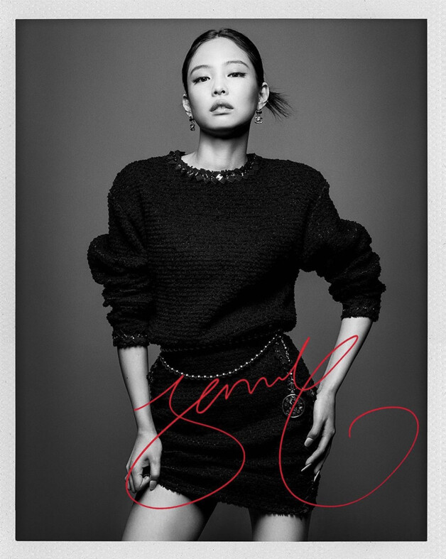 Blackpink Jennie與GD情侶檔隔空看騷丨Chanel 2021秋冬系列以滑雪為靈感 新款迷你手袋