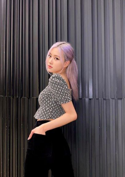 中馬尾:長臉、馬臉 中馬尾:長臉、馬臉