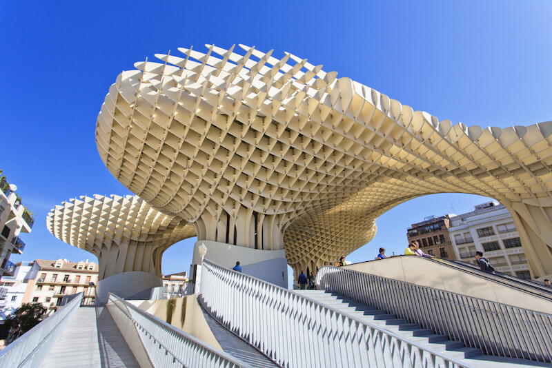 西維爾城區有座很矚目的大型建築Metropol Parasol, 西維爾城區有座很矚目的大型建築Metropol Parasol,